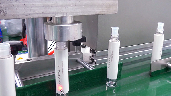 塑膠模具精度可以做到多少？（免費設計模具）